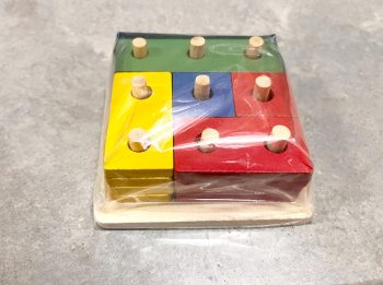 Деревянная игрушка арт. 2407-23 Сортер фигуры Геометрия в пленке_